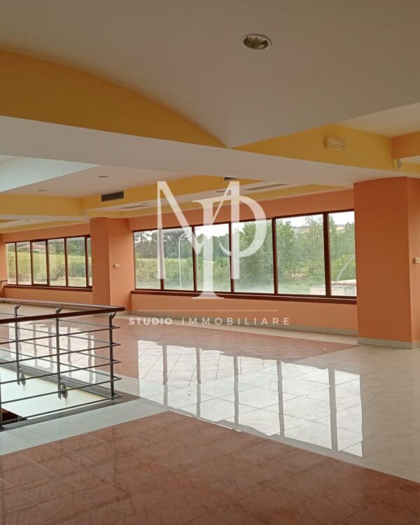Fittasi Opificio industriale pronto all'uso - Zona industriale Benevento