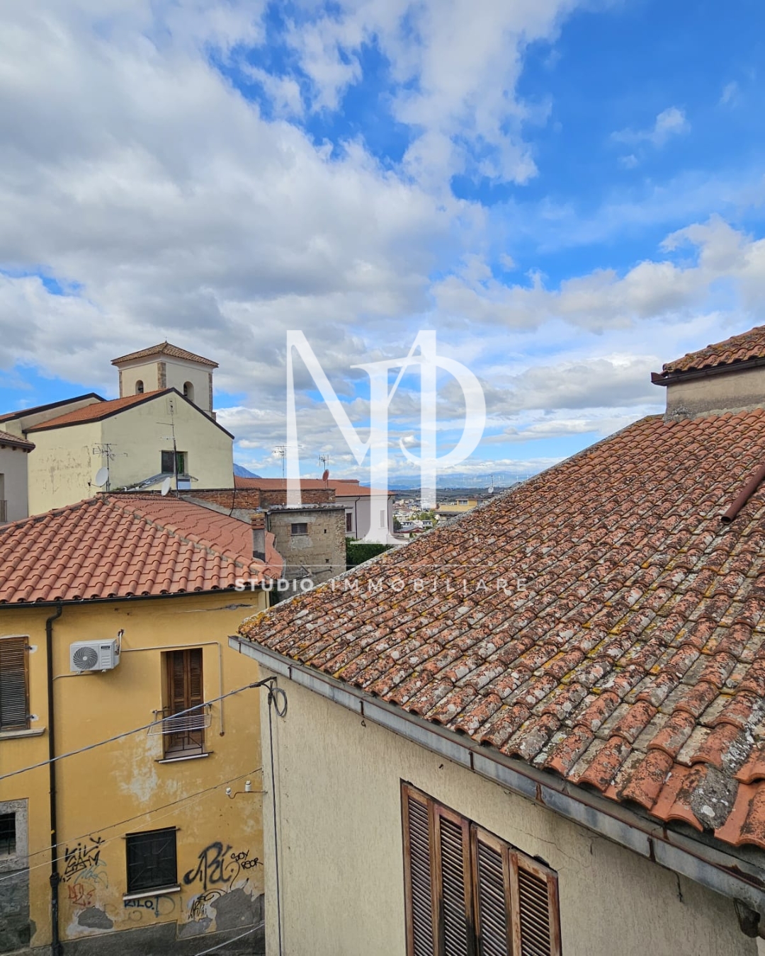 Splendido Palazzo Cielo-Terra Riqualificato nel Pieno Centro Storico di Benevento Splendido Palazzo Cielo-Terra Riqualificato nel Pieno Centro Storico di Benevento